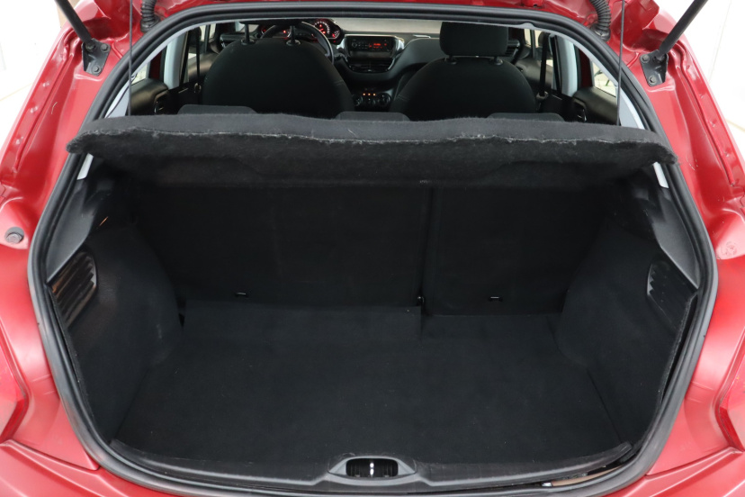 Peugeot 208, 2014
