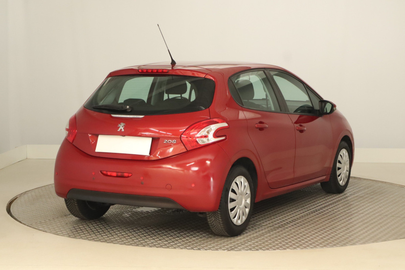 Peugeot 208, 2014