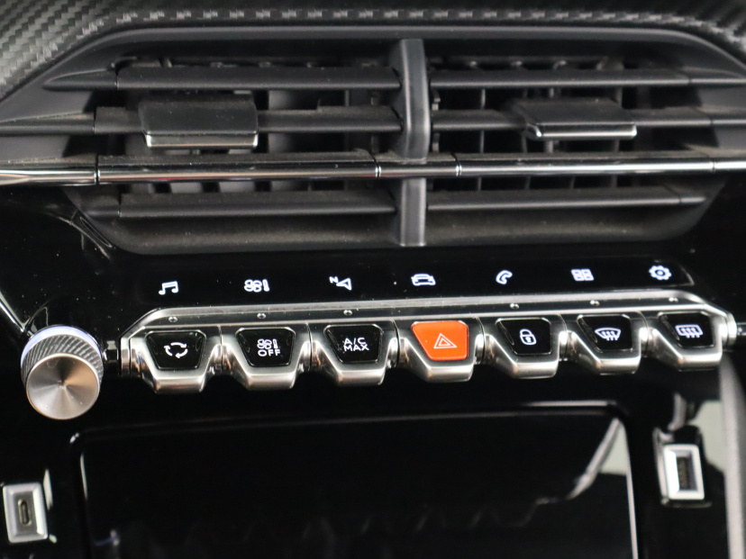 Peugeot 2008, 2020