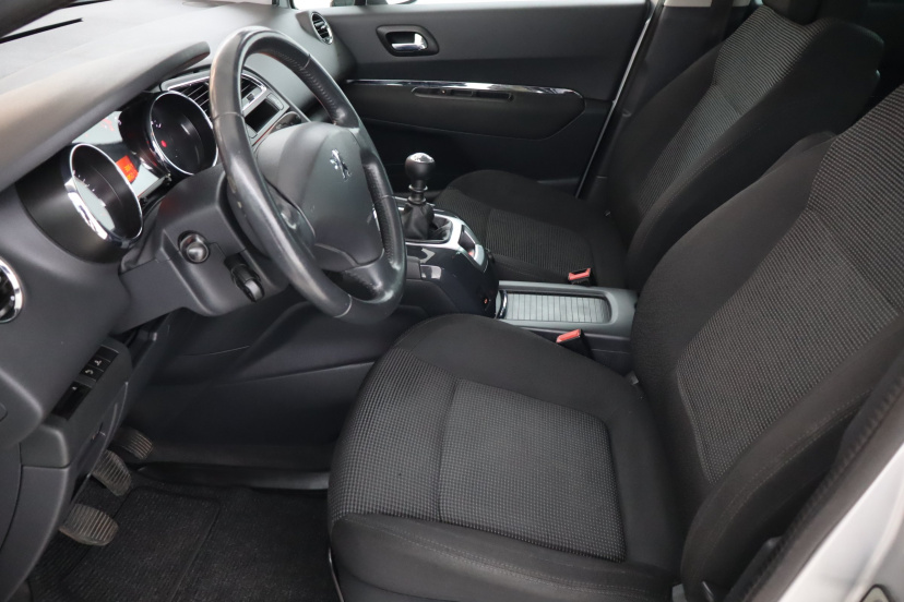 Peugeot 5008, 2009