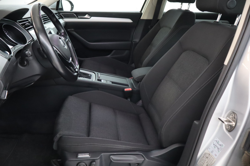 Volkswagen Passat, 2018
