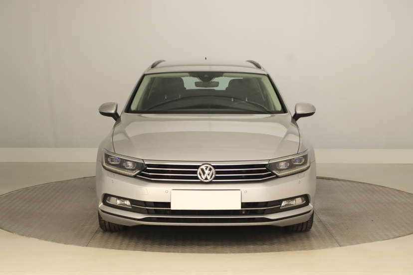 Volkswagen Passat, 2018