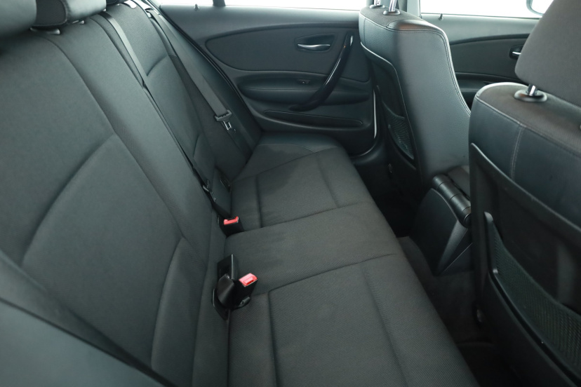 BMW 1, 2009