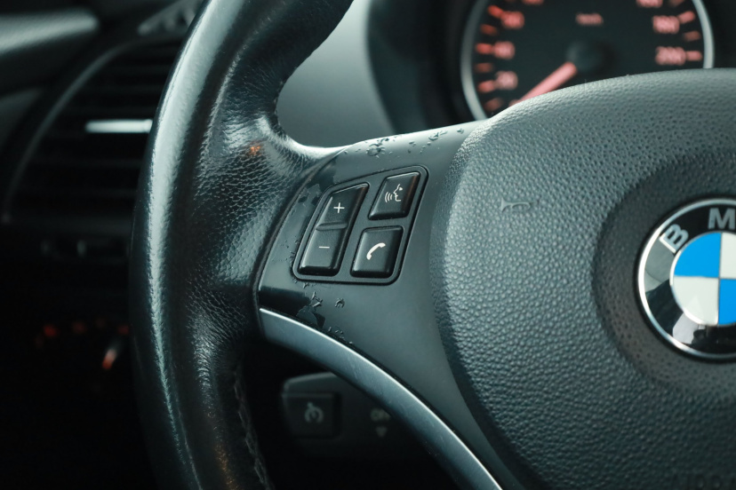 BMW 1, 2009