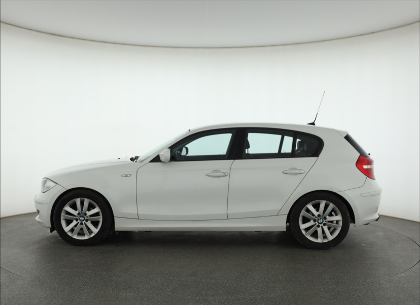 BMW 1, 2009