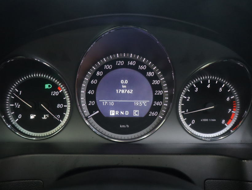 Mercedes-Benz C, 2011