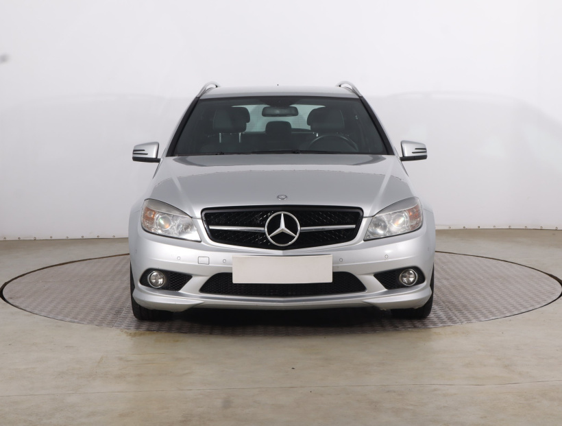 Mercedes-Benz C, 2011