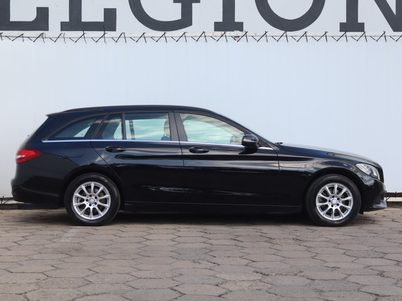 Mercedes-Benz C, 2016