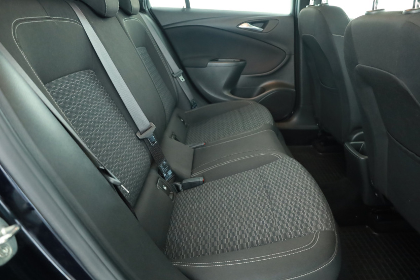 Opel Astra, 2019