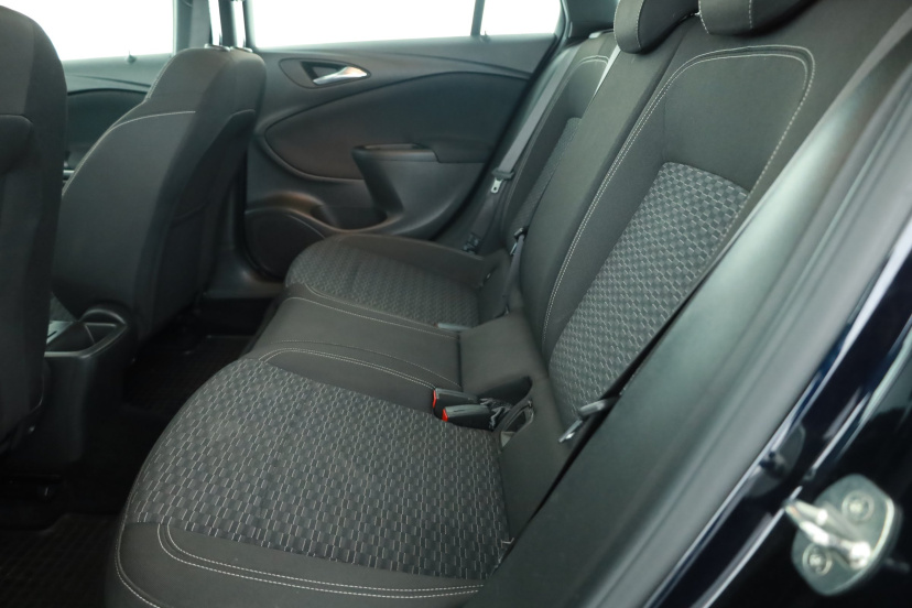 Opel Astra, 2019