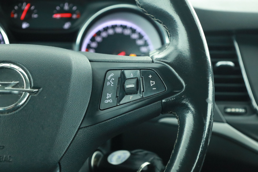 Opel Astra, 2019