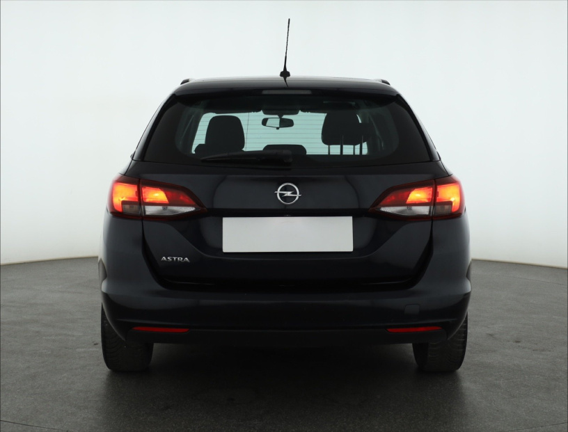 Opel Astra, 2019