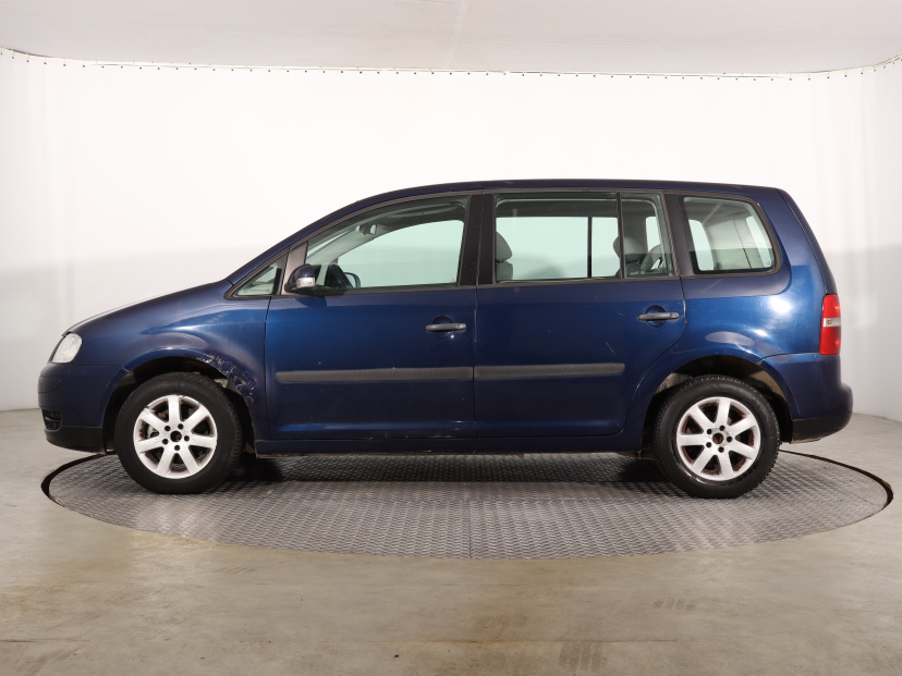Volkswagen Touran, 2003