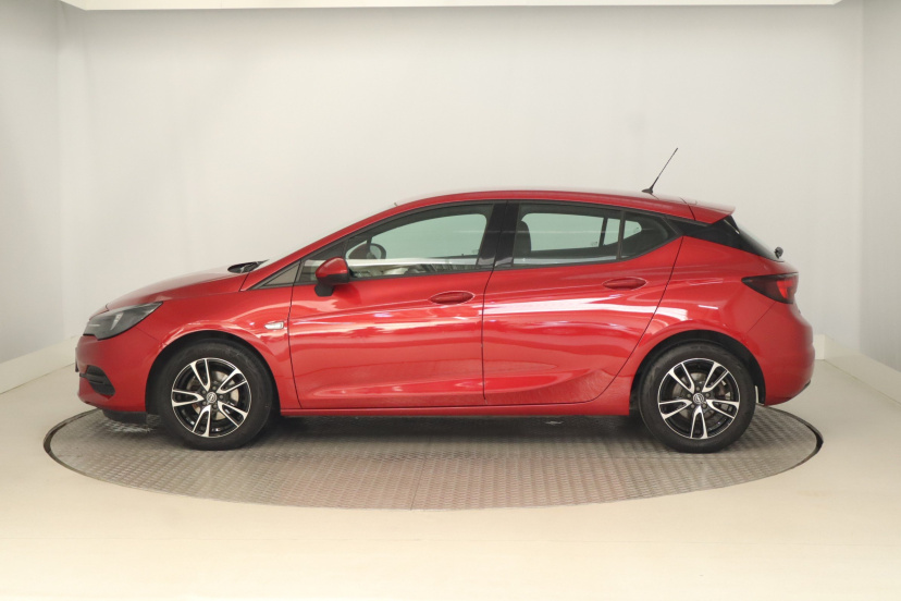 Opel Astra, 2020