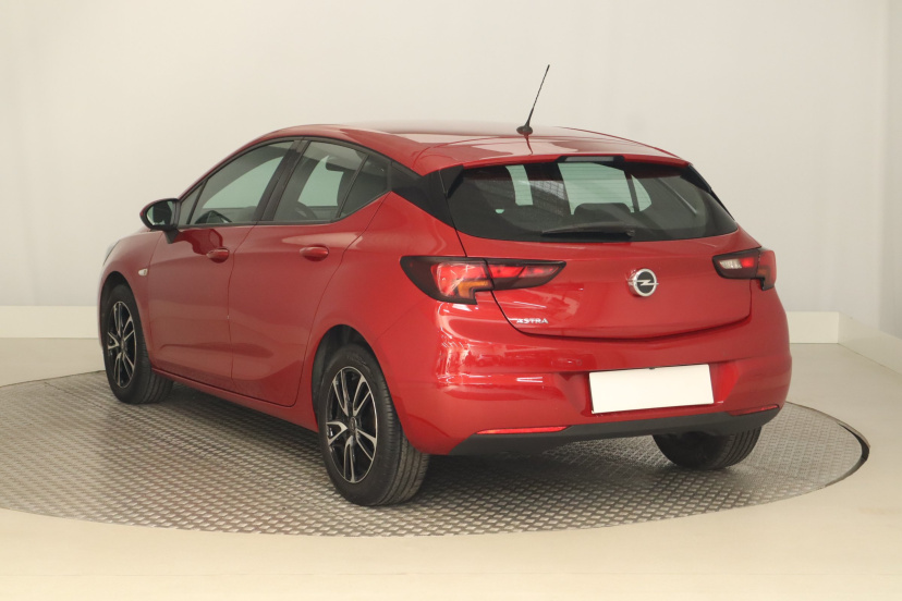 Opel Astra, 2020