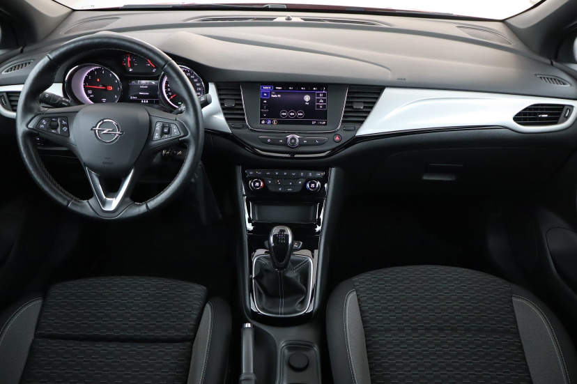 Opel Astra, 2020