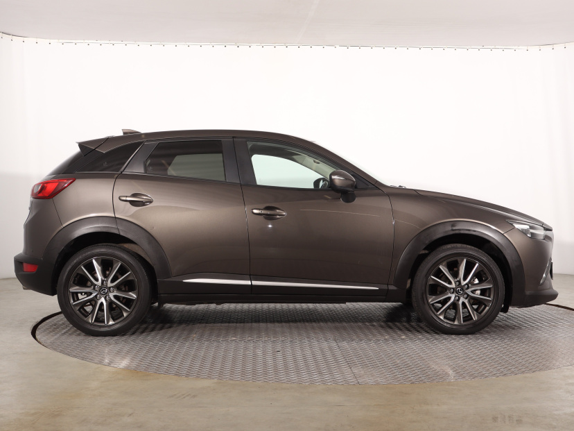 Mazda CX-3, 2016