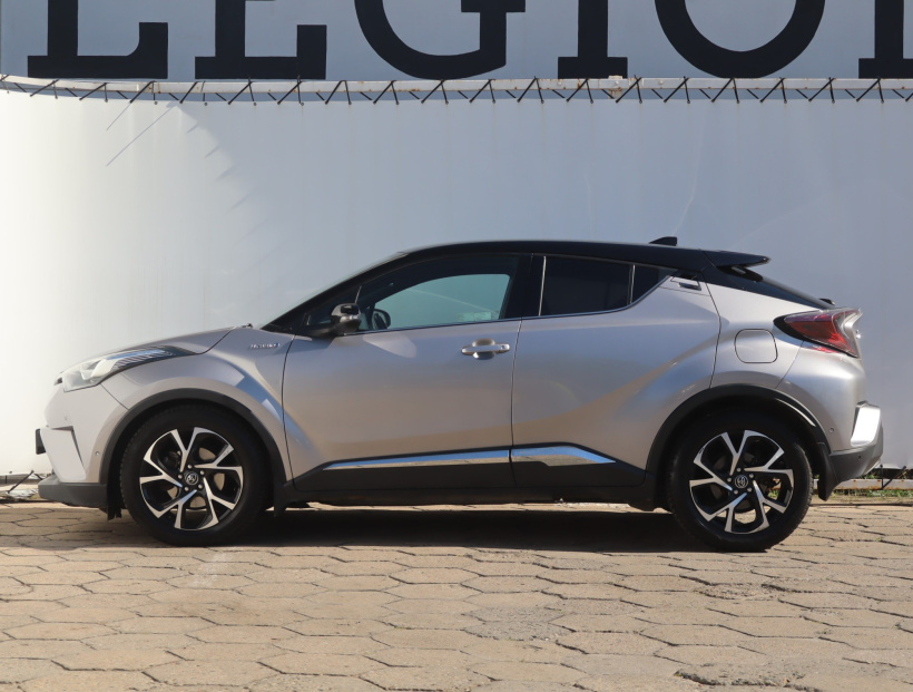 Toyota C-HR, 2018
