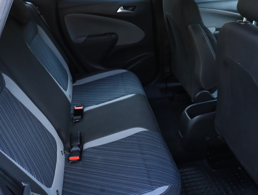 Opel Crossland, 2019