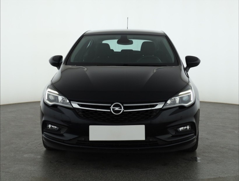 Opel Astra, 2018