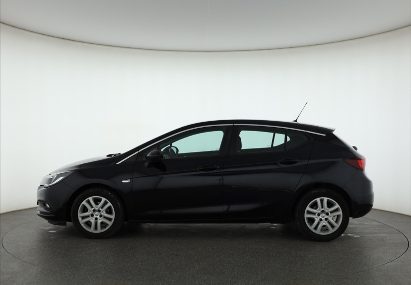 Opel Astra, 2018