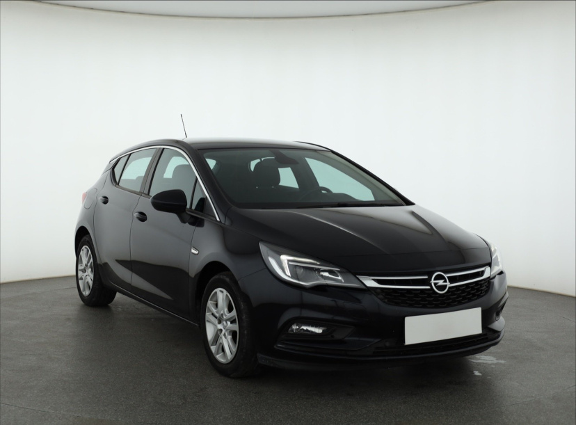 Opel Astra, 2018
