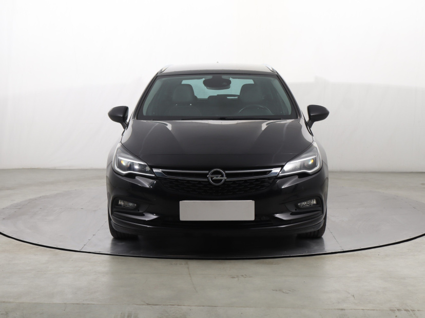 Opel Astra, 2018
