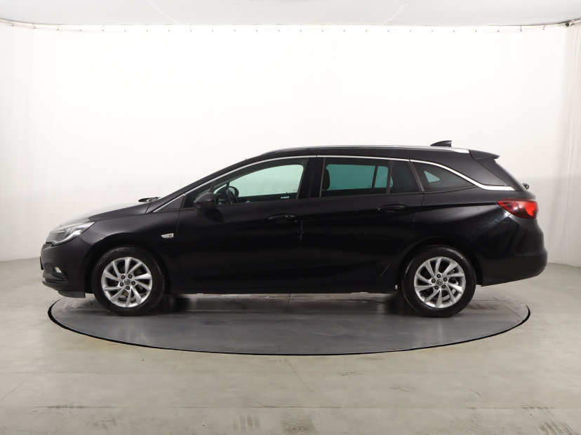 Opel Astra, 2018