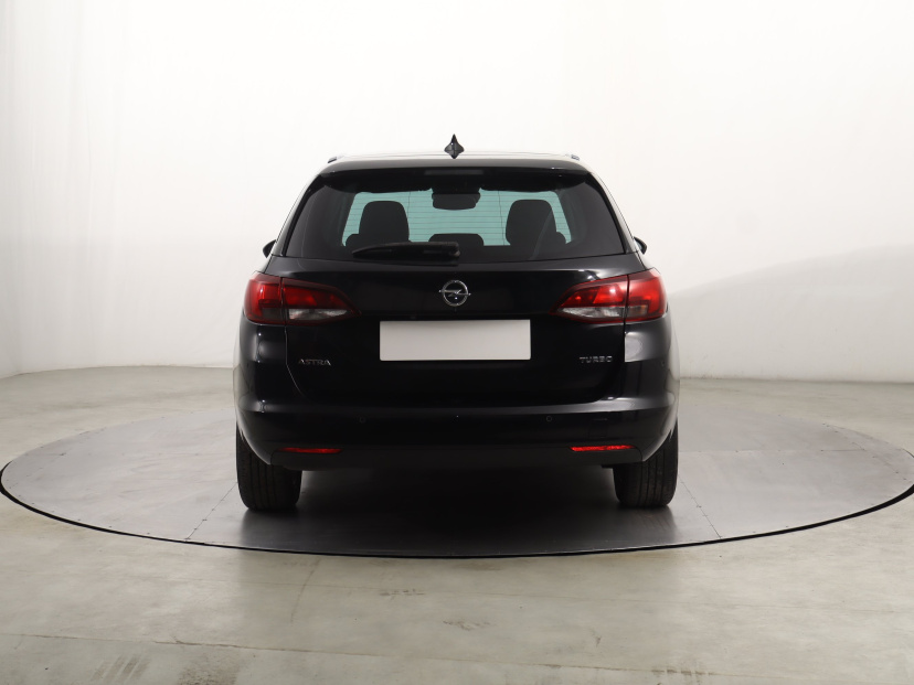 Opel Astra, 2018