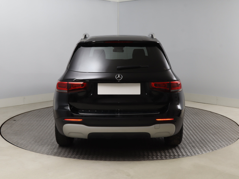 Mercedes-Benz GLB, 2022