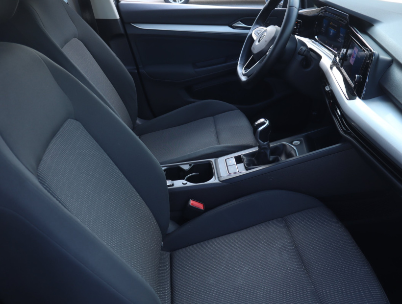 Volkswagen Golf, 2020