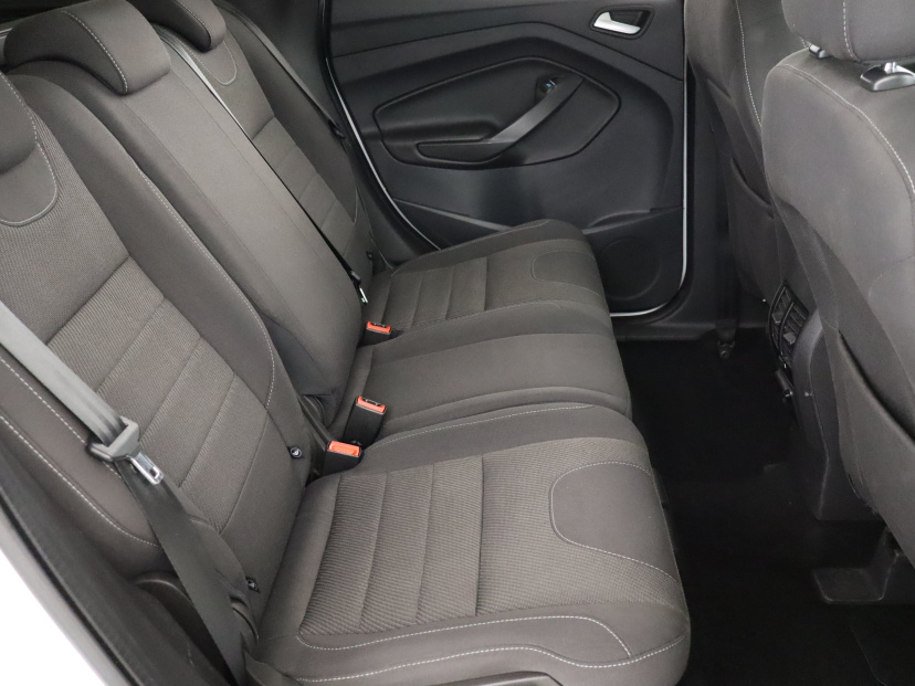 Ford Kuga, 2016