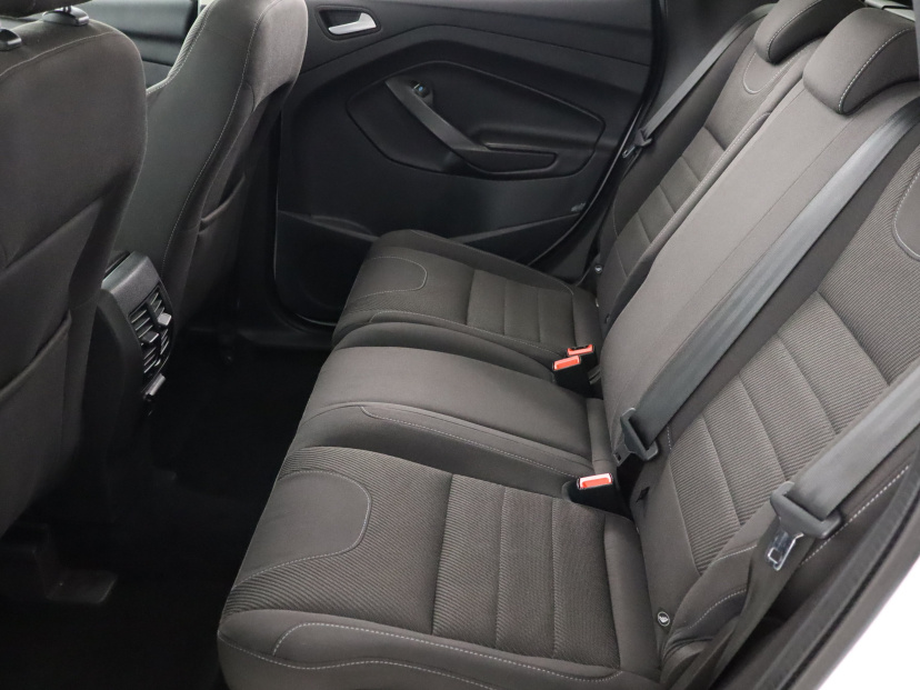 Ford Kuga, 2016