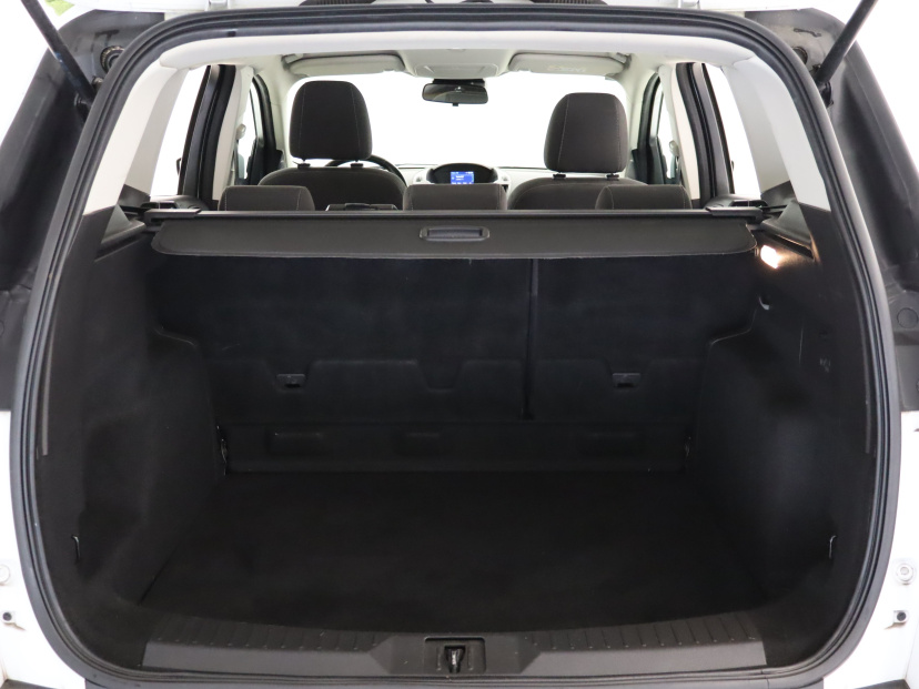 Ford Kuga, 2016