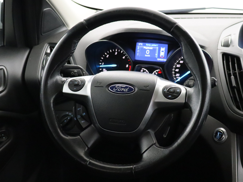 Ford Kuga, 2016