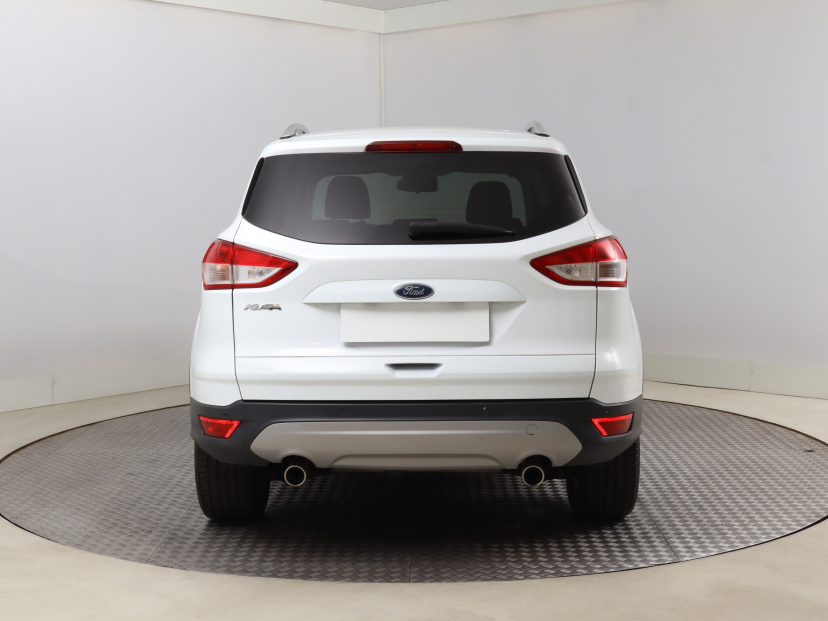 Ford Kuga, 2016