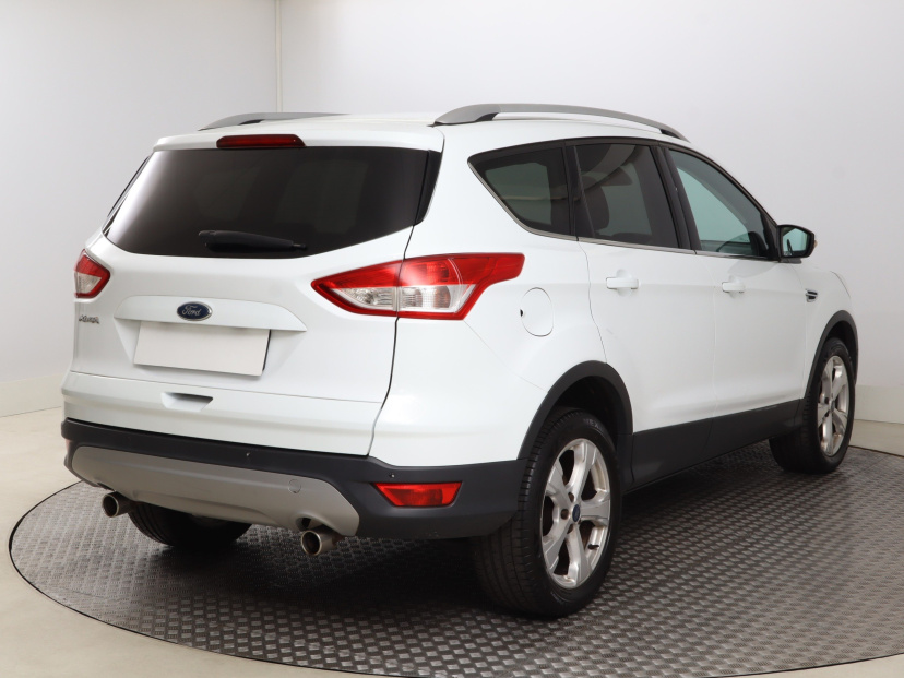 Ford Kuga, 2016