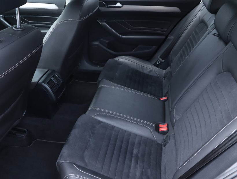 Volkswagen Passat, 2019