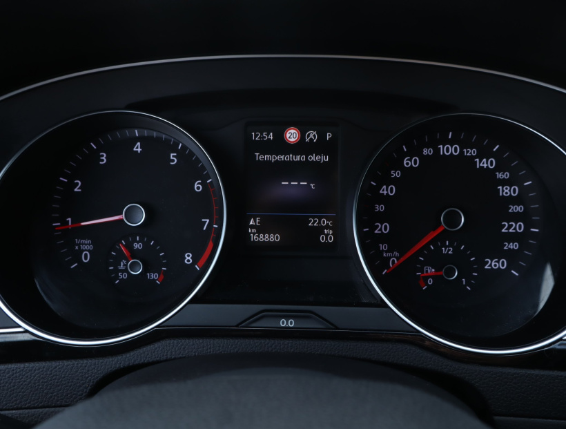 Volkswagen Passat, 2019