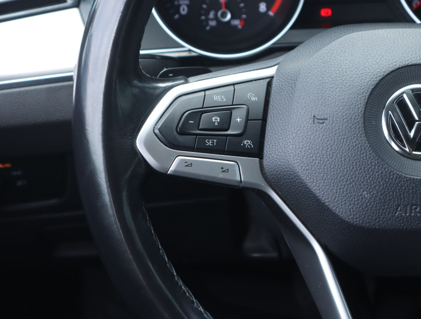 Volkswagen Passat, 2019
