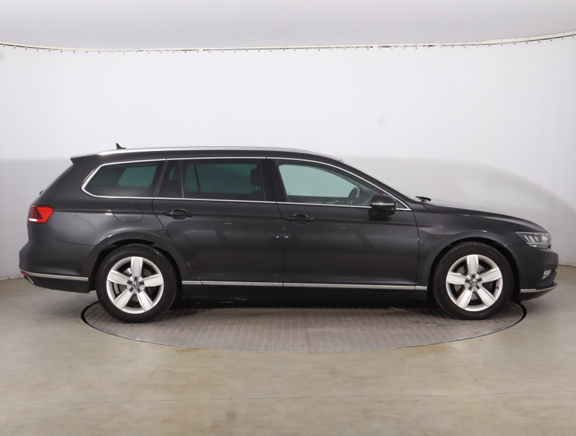 Volkswagen Passat, 2019