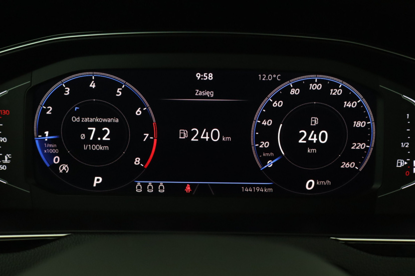 Volkswagen Passat, 2021