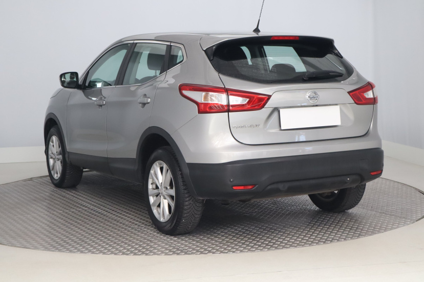 Nissan Qashqai, 2015