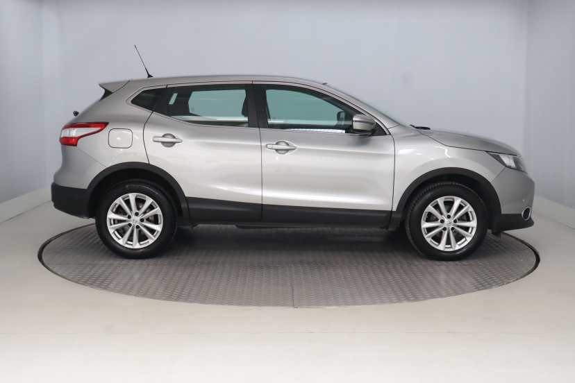 Nissan Qashqai, 2015