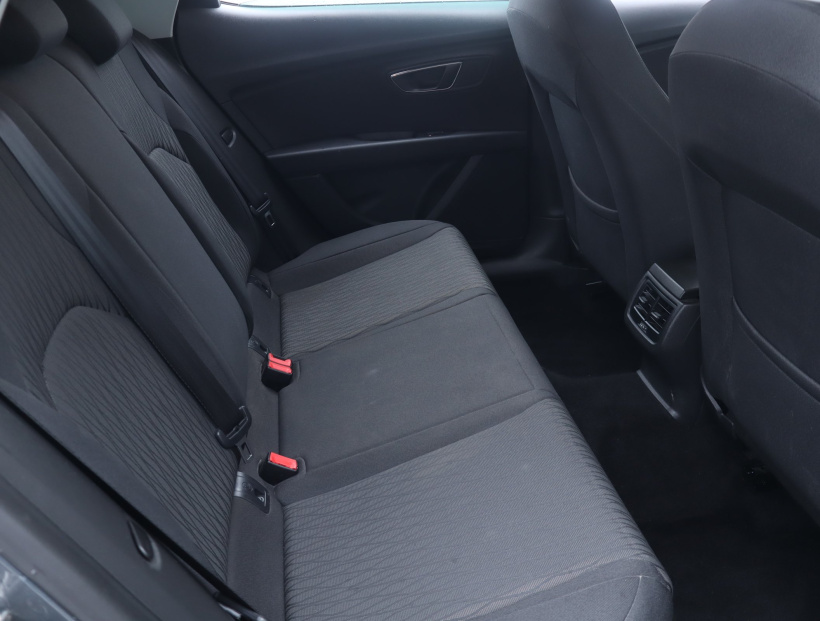 Seat Leon, 2015