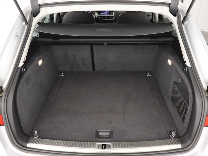 Audi A4, 2013