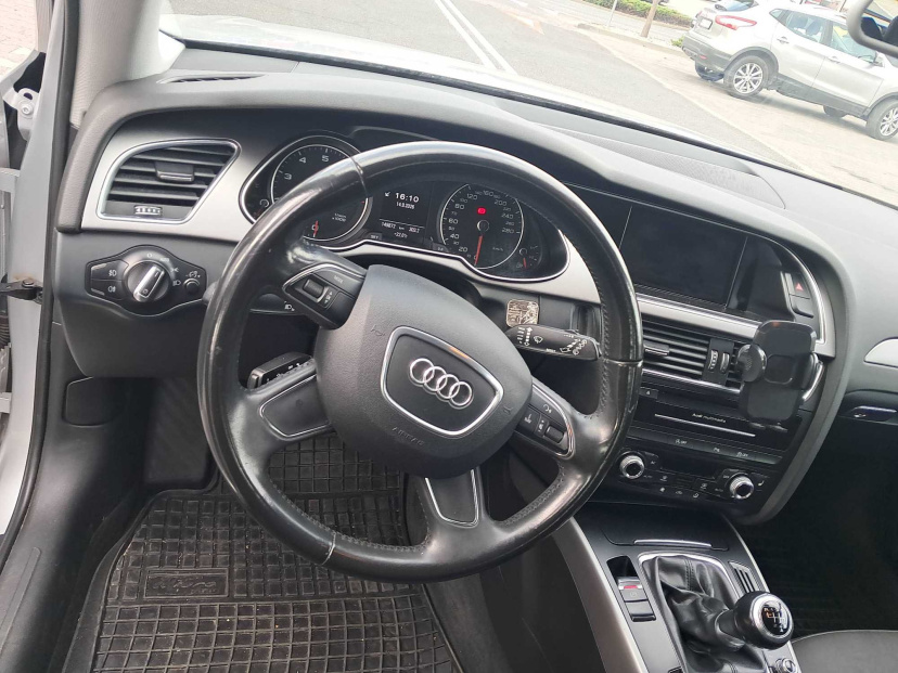 Audi A4, 2013