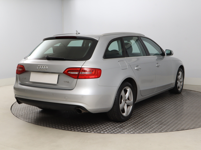 Audi A4, 2013