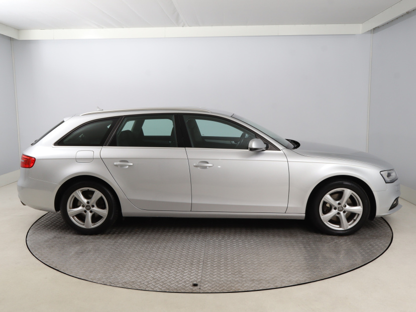 Audi A4, 2013