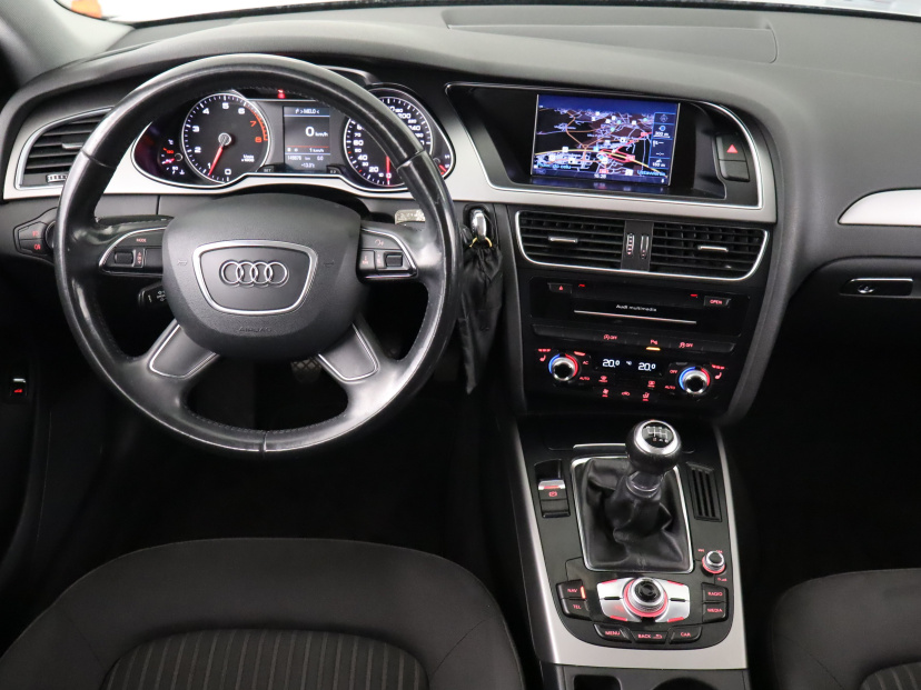 Audi A4, 2013